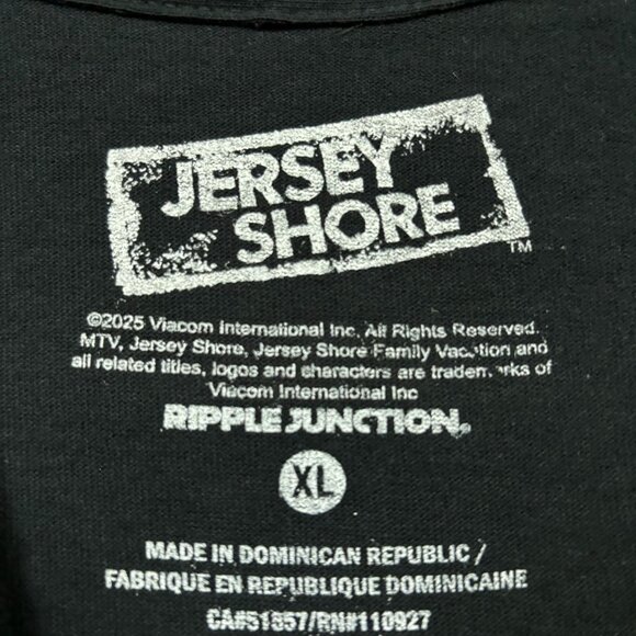 MTV's Jersey Shore Full Cast Poster Tee XL - Picture 4 of 4